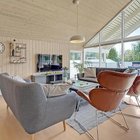 Dom wakacyjny Beautiful In Vaeggerlose With Sauna *