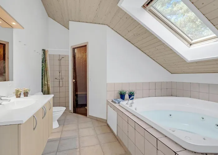 Beautiful In Vaeggerlose With Sauna *